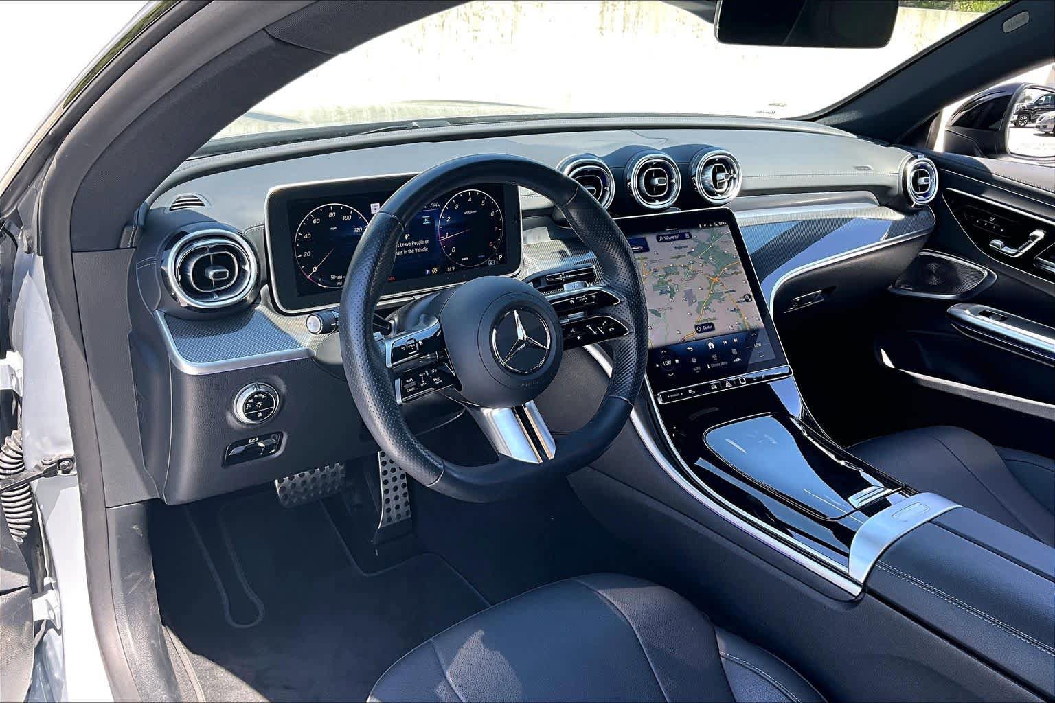 Used 2024 Mercedes-Benz CLE 300 4MATIC Coupe image 17