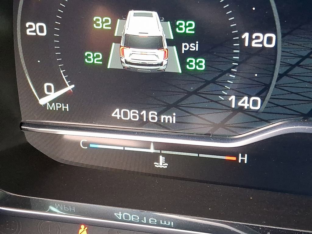 Used 2023 GMC Yukon AT4 w/ AT4 Premium Package image 25