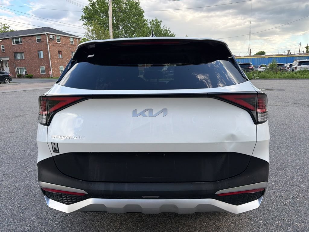 Certified 2023 Kia Sportage LX FWD image 5