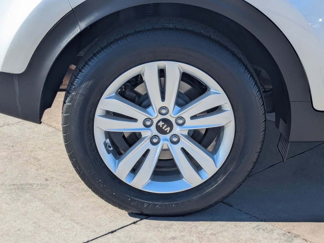 Used 2017 Kia Sportage LX w/ LX Popular Package image 7