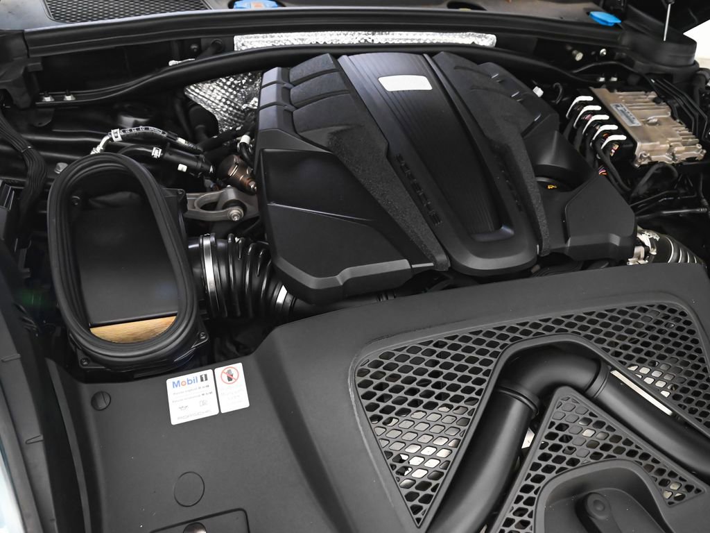 Used 2021 Porsche Macan S image 41
