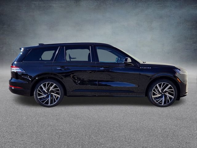 New 2025 Lincoln Aviator Black Label w/ Jet Appearance Package image 8