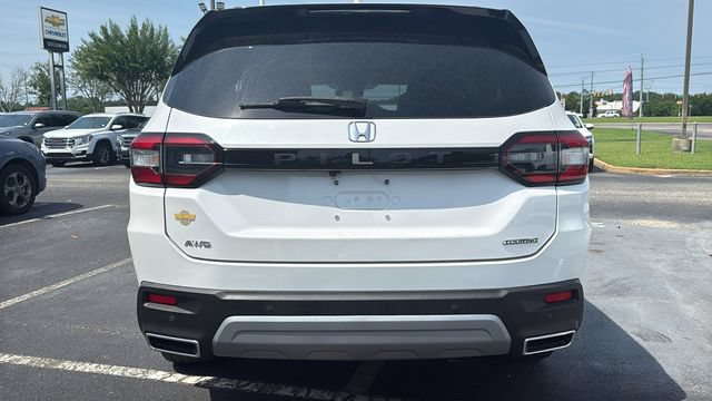 Used 2023 Honda Pilot Touring image 6