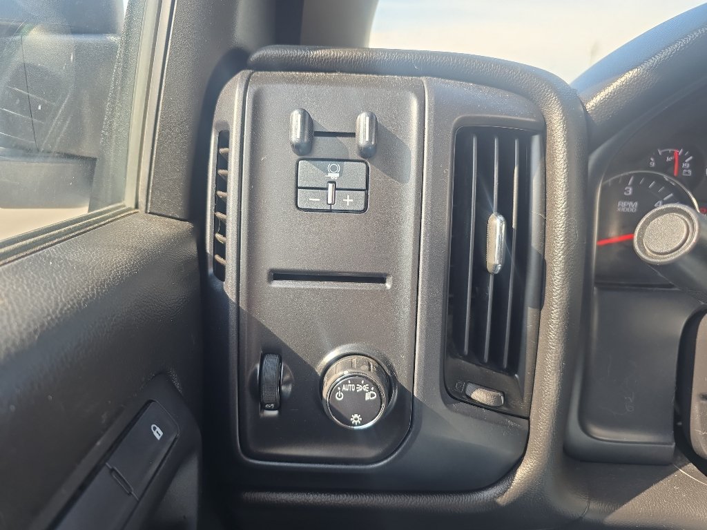 Used 2015 Chevrolet Silverado 3500 W/T RWD image 24