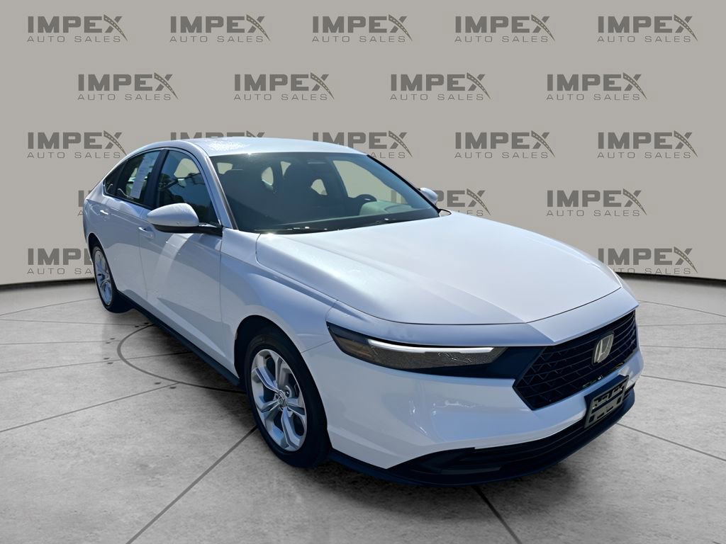 Used 2025 Honda Accord LX image 7