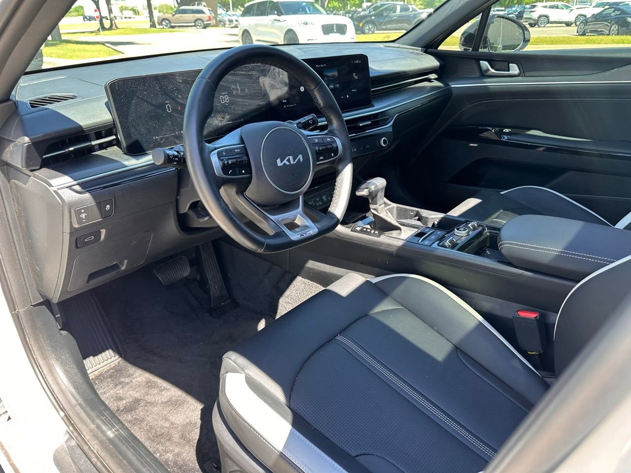 Used 2025 Kia K5 GT-Line w/ GT-Line Premium Package FWD image 25