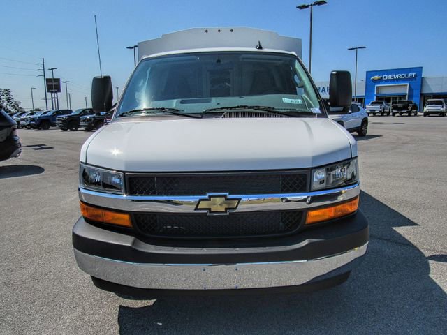 New 2025 Chevrolet Express 3500 w/ Power Convenience Package image 2
