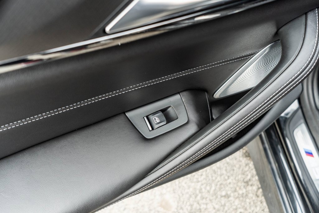 Used 2018 BMW M5 w/ Executive Package image 40