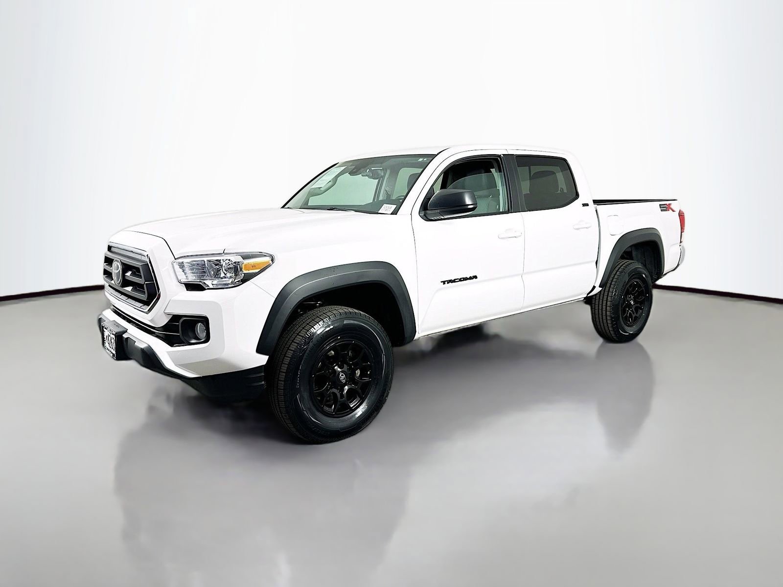 Certified 2023 Toyota Tacoma SR5 w/ SX Package RWD image 3