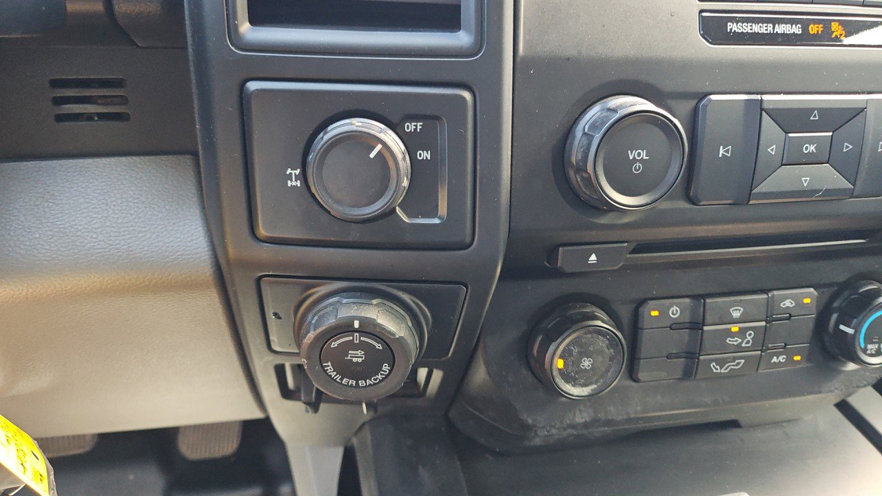 Used 2016 Ford F150 XL w/ Equipment Group 101A Mid RWD image 21