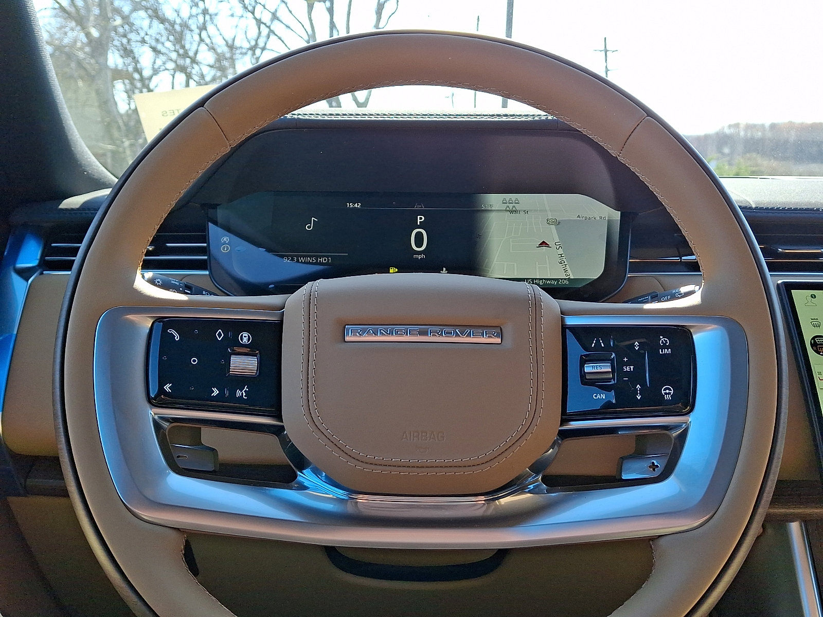 New 2026 Land Rover Range Rover Long Wheelbase SE image 16