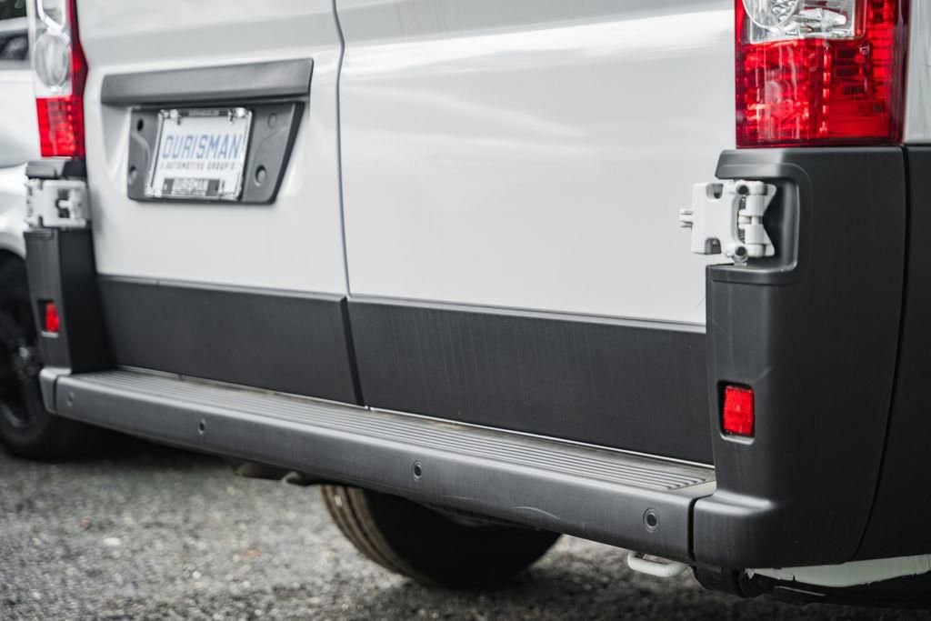 New 2025 RAM ProMaster 2500 w/ Quick Order Package 22G SLT image 7