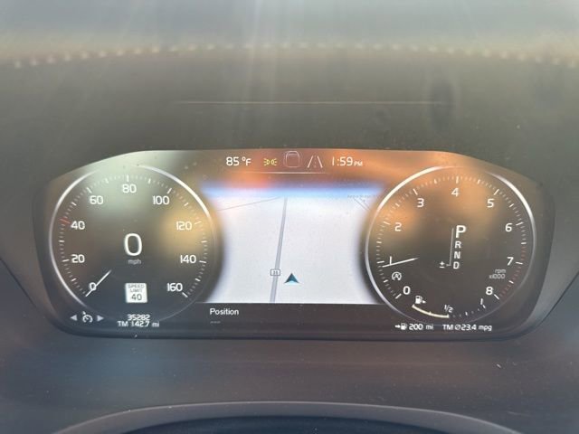 Used 2020 Volvo V60 T5 Cross Country image 23