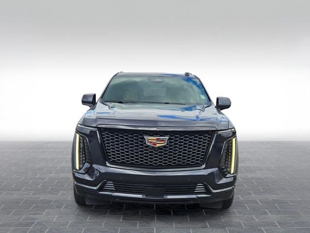 Certified 2025 Cadillac Escalade ESV Sport AWD/4WD image 2