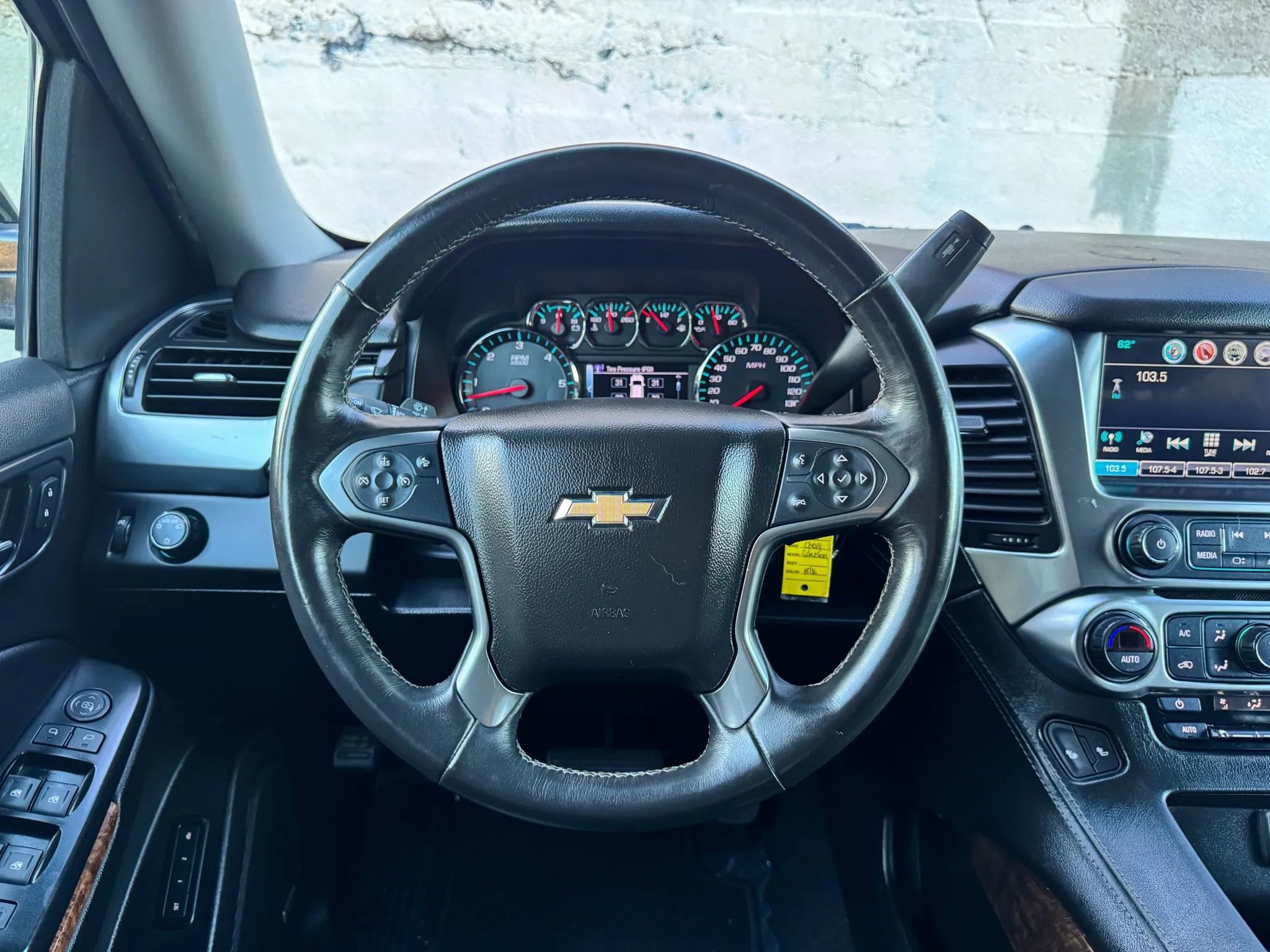 Used 2019 Chevrolet Suburban LT image 23