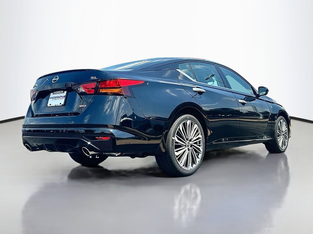 New 2025 Nissan Altima 2.5 SL image 2