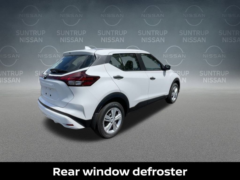 New 2025 Nissan Kicks Play S image 10