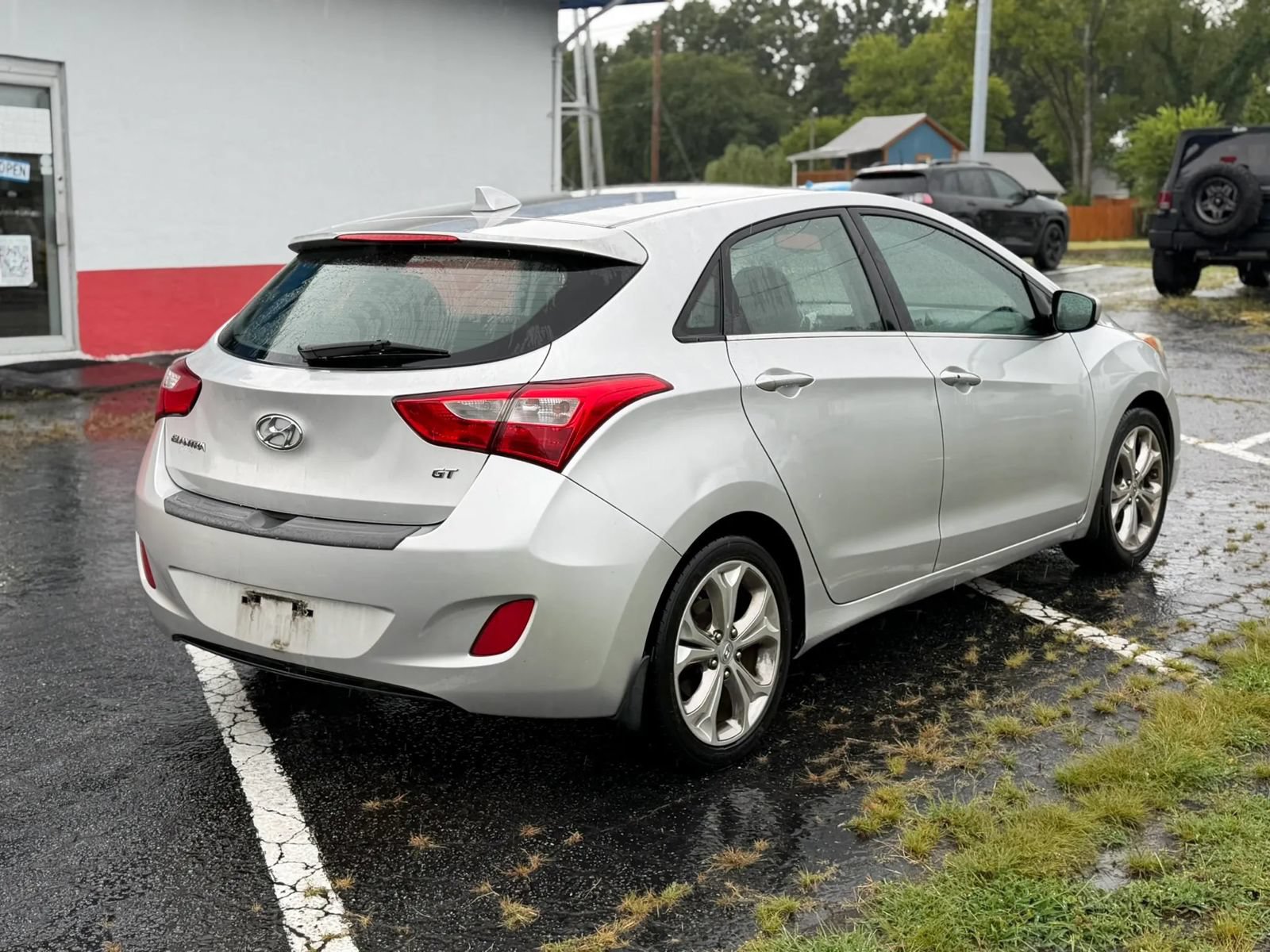 Used 2013 Hyundai Elantra GT w/ Touch & Go Pkg FWD image 5