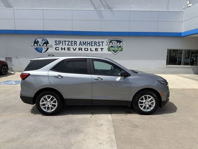 Used 2024 Chevrolet Equinox LS w/ LS Convenience Package FWD image 11