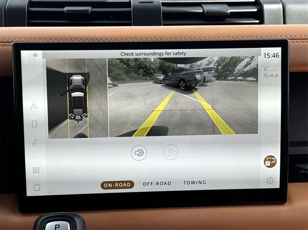 Used 2023 Land Rover Defender 110 V8 image 26