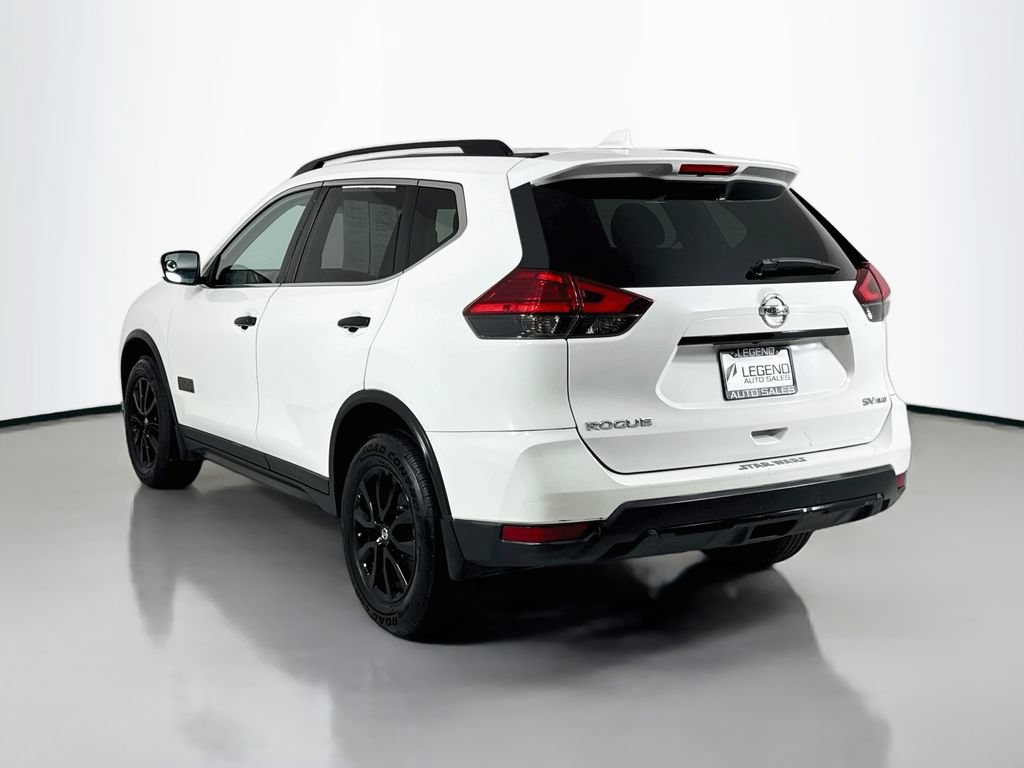Used 2017 Nissan Rogue SV AWD/4WD image 7
