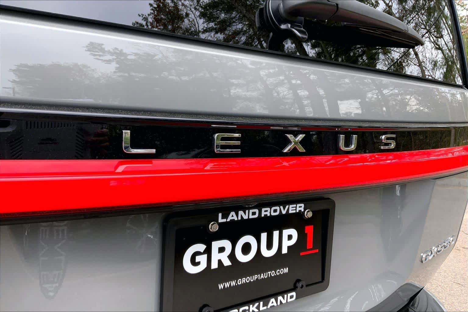 Used 2024 Lexus GX 550 w/ Accessory Package (2T) AWD/4WD image 30