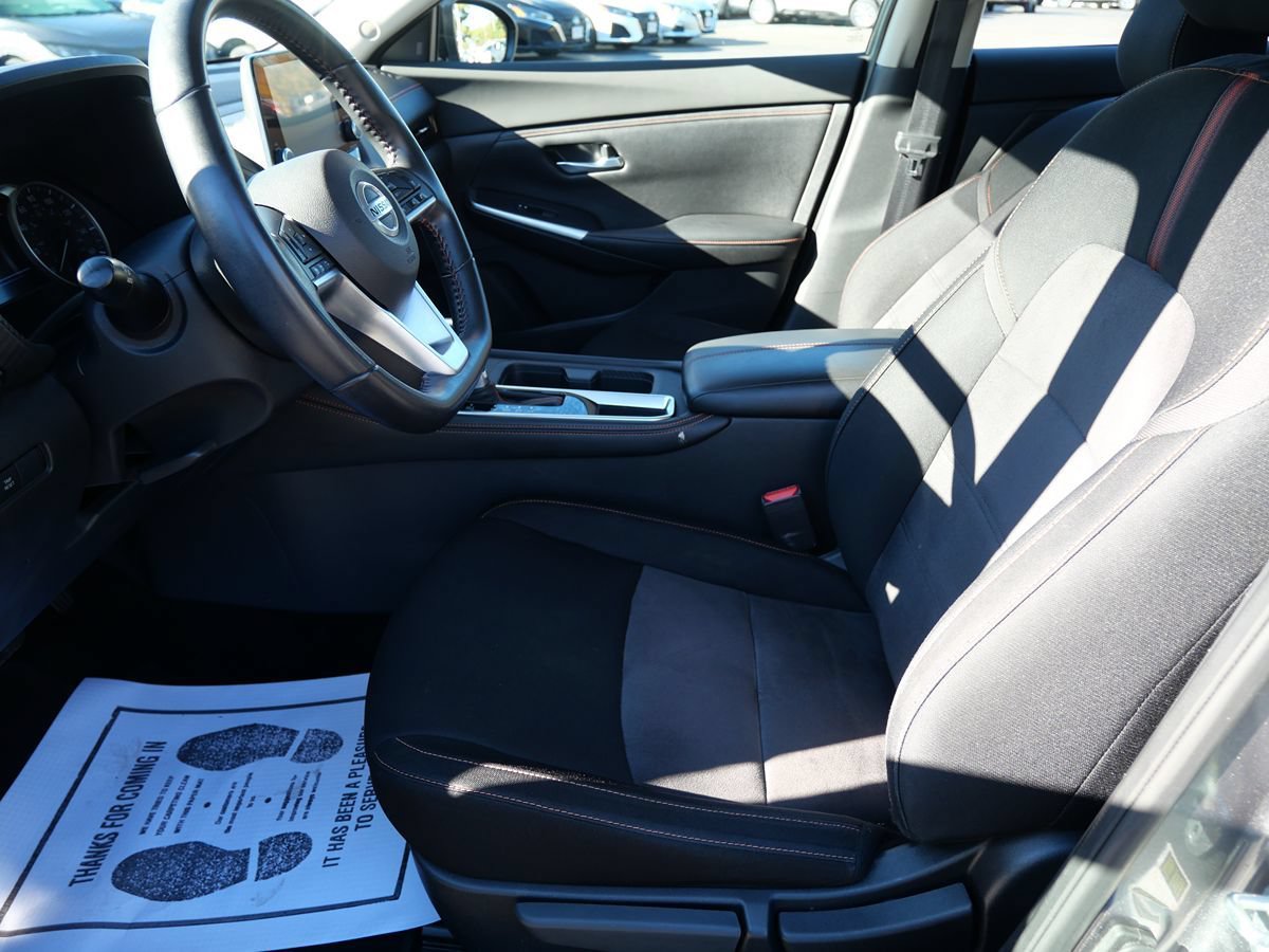 Used 2021 Nissan Sentra SR w/ Electronics Package FWD image 10