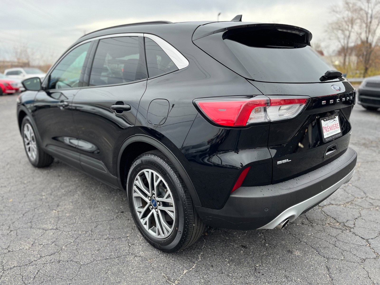 Used 2020 Ford Escape SEL image 9