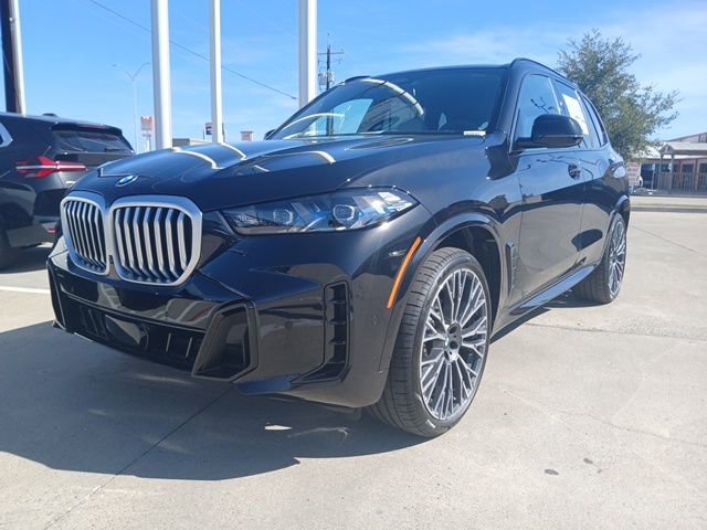 New 2026 BMW X5 sDrive40i image 3