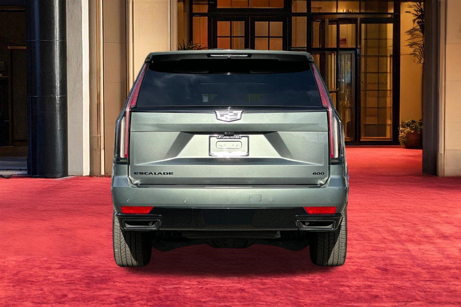 Used 2024 Cadillac Escalade Sport w/ LPO, ONYX Package image 11