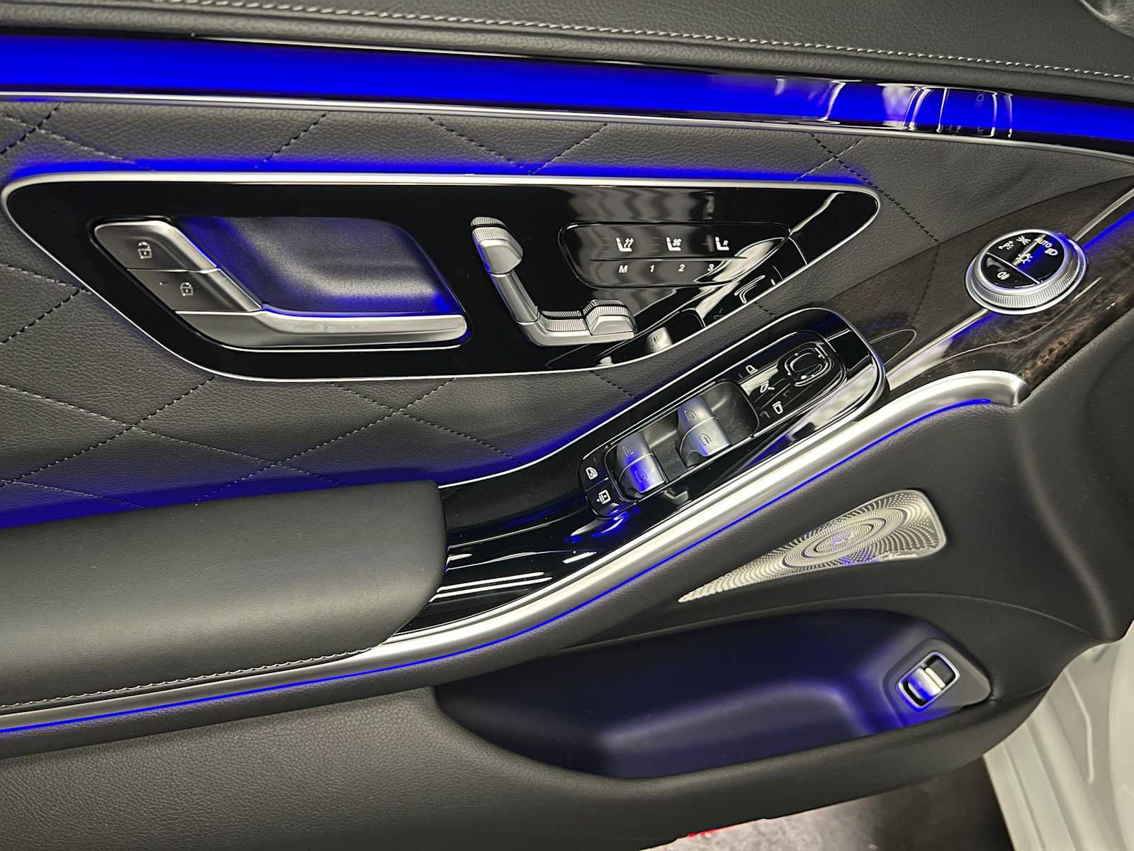 New 2026 Mercedes-Benz S 500 4MATIC image 22