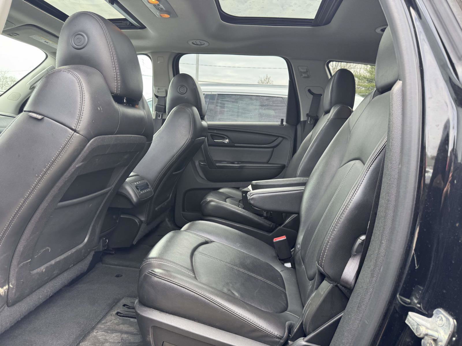 Used 2017 Chevrolet Traverse LT AWD/4WD image 8