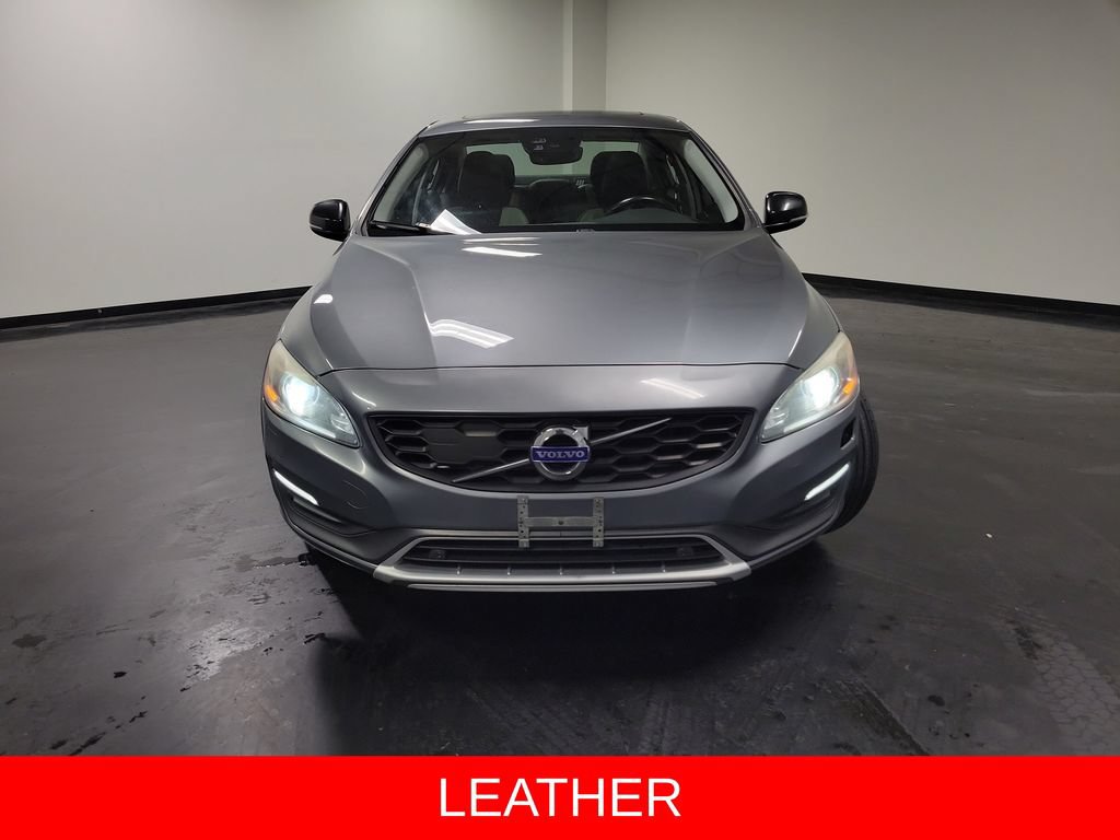 Used 2016 Volvo S60 T5 Cross Country Platinum AWD/4WD image 2