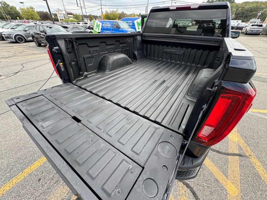 Used 2023 GMC Sierra 1500 AT4 image 30