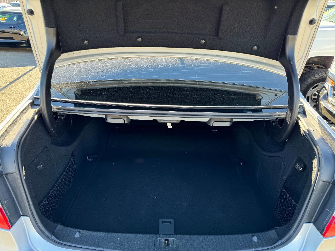 Used 2011 Mercedes-Benz E 350 Sedan image 24