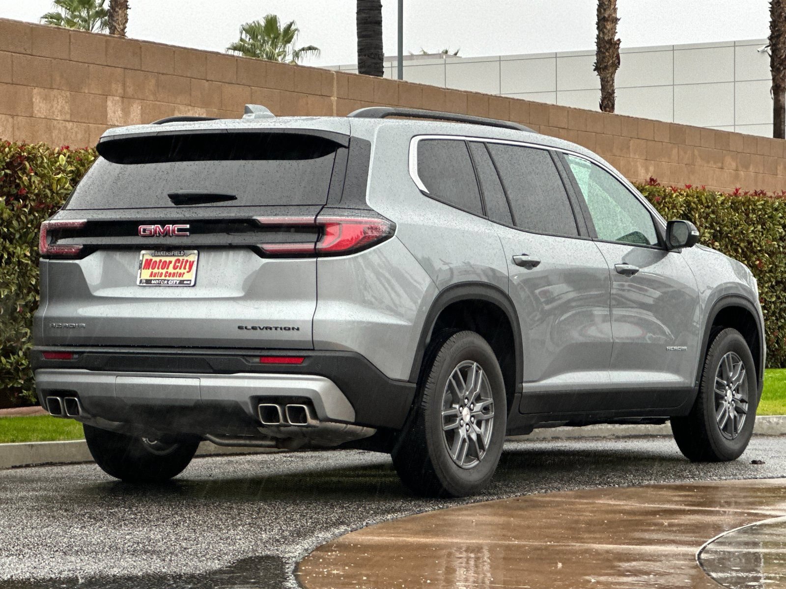 New 2025 GMC Acadia Elevation FWD image 4