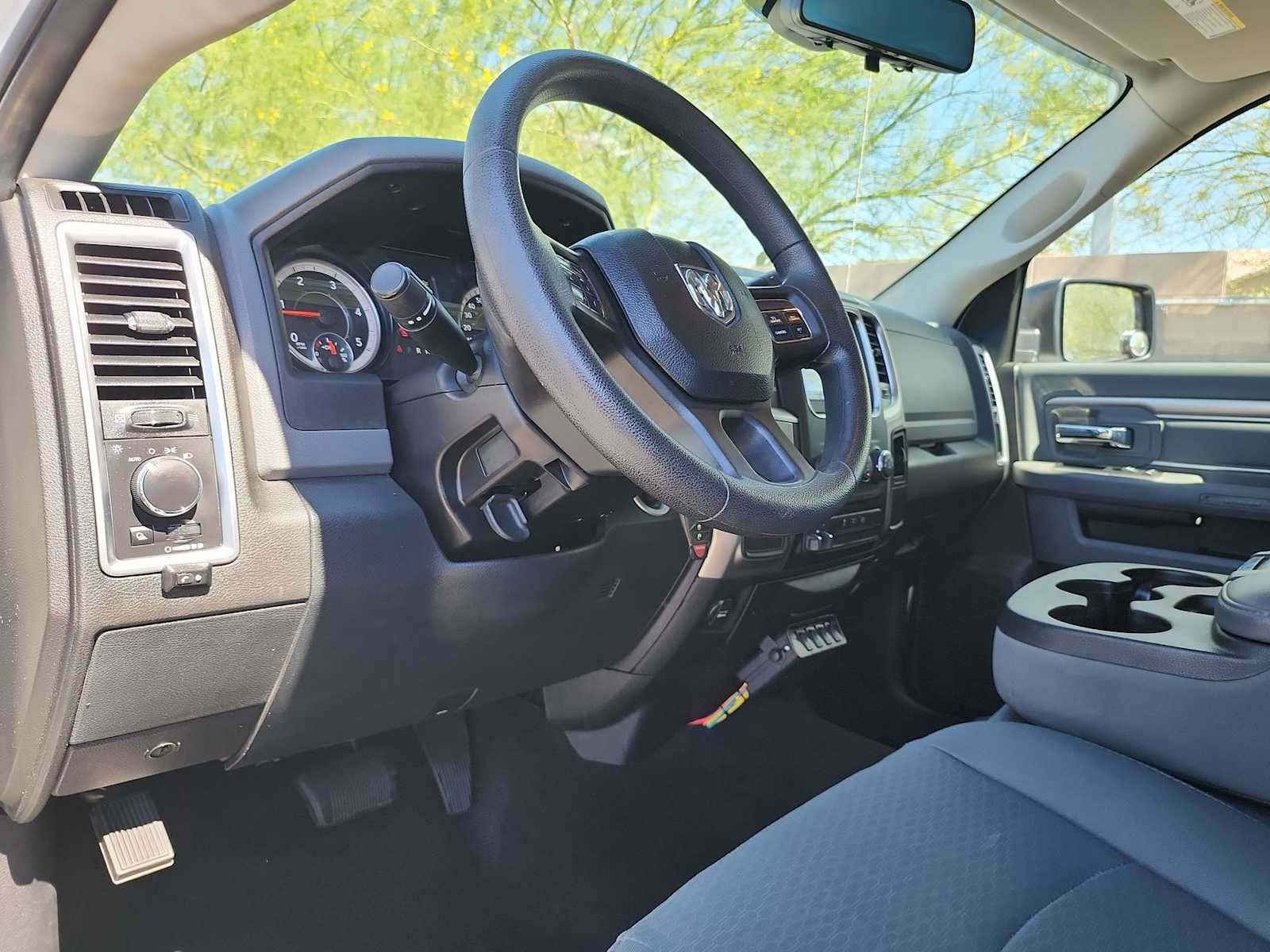 Used 2016 RAM 2500 SLT AWD/4WD image 10