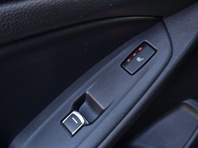 Used 2018 Honda Accord Touring image 14