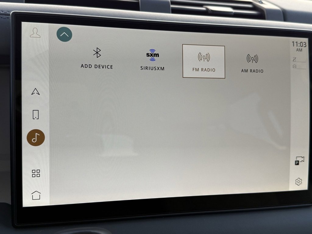 Used 2025 Land Rover Defender 110 S image 10