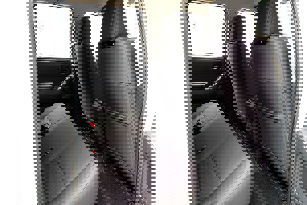 Used 2025 Nissan Frontier S image 29