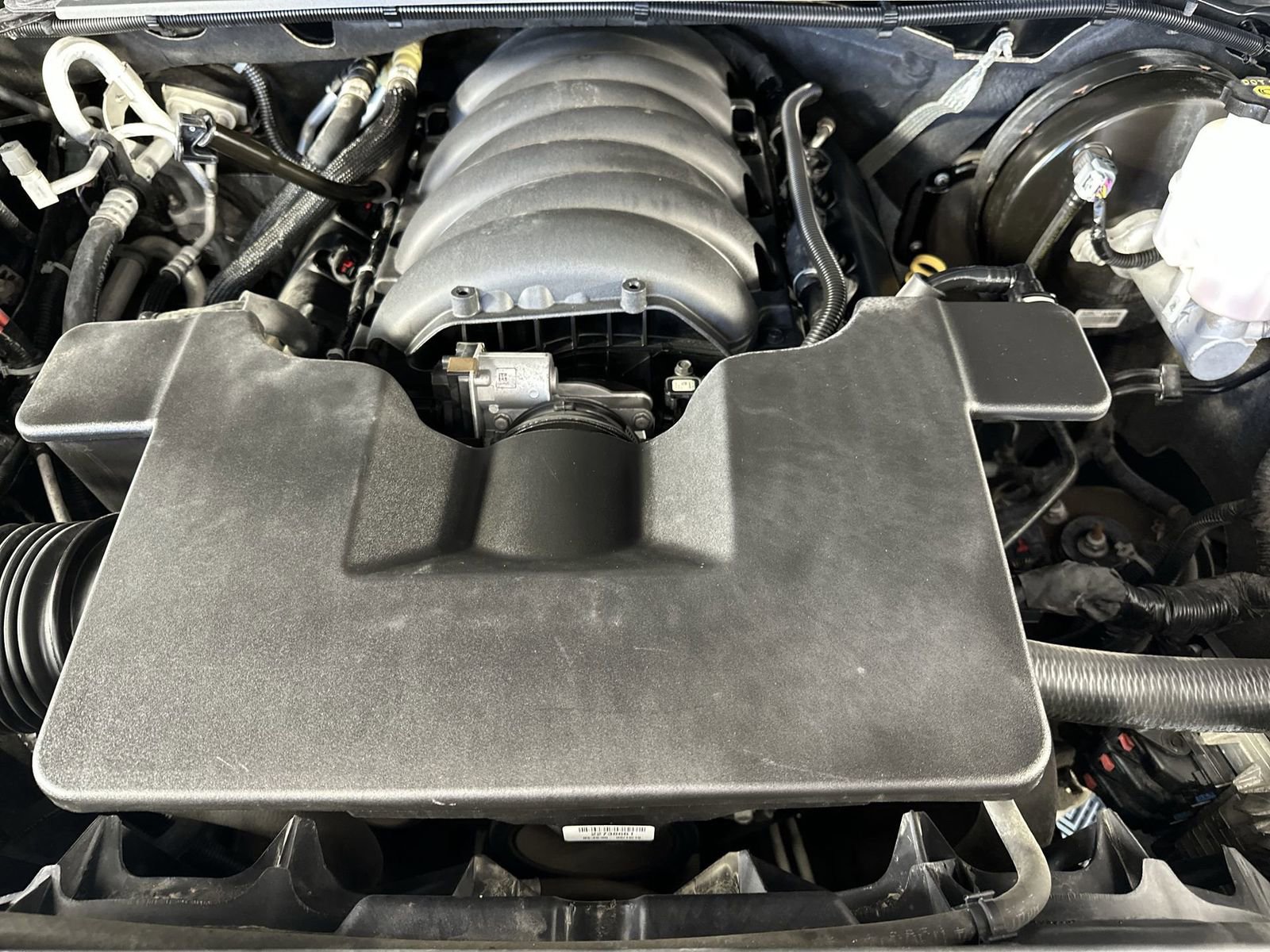 Used 2020 Chevrolet Suburban LT RWD image 27