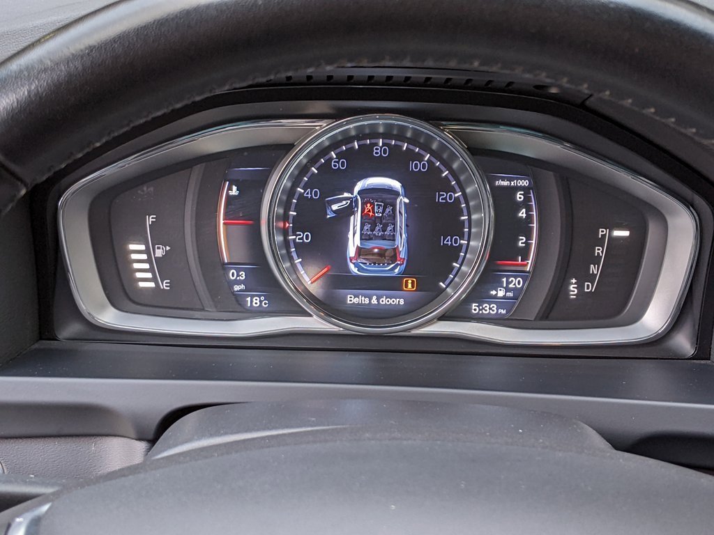 Used 2016 Volvo V60 T5 Cross Country Platinum image 15