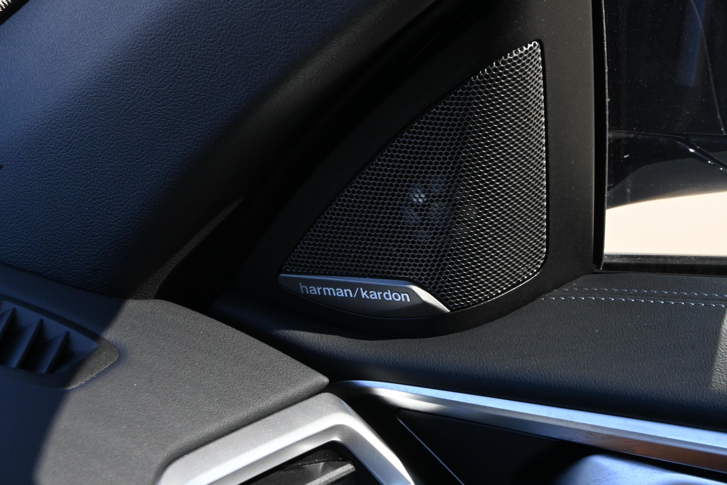 New 2026 BMW M440i Convertible RWD image 24
