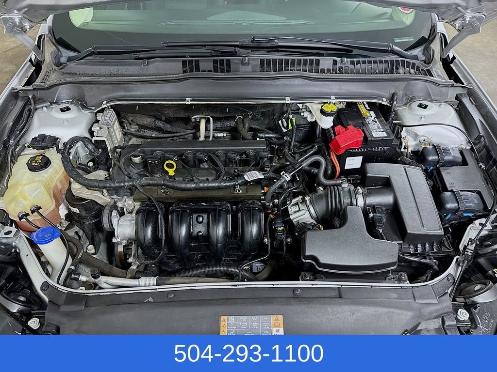 Certified 2018 Ford Fusion SE w/ Fusion SE Technology Package FWD image 29