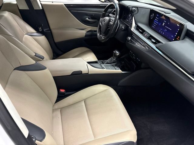 Used 2021 Lexus ES 250 w/ Premium Package AWD/4WD image 9