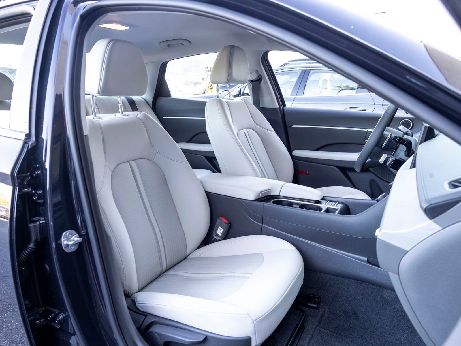 New 2026 Hyundai Sonata SEL FWD image 26
