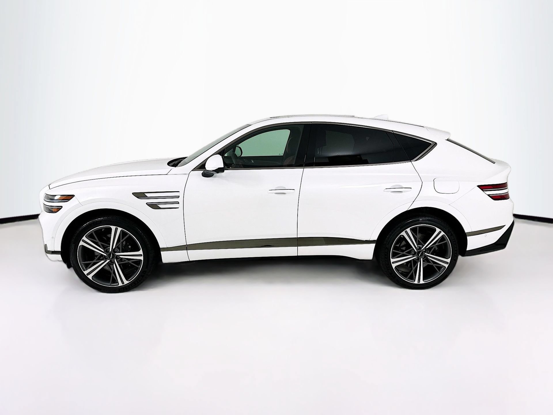Used 2026 Genesis GV80 3.5T e-SC AWD/4WD image 5