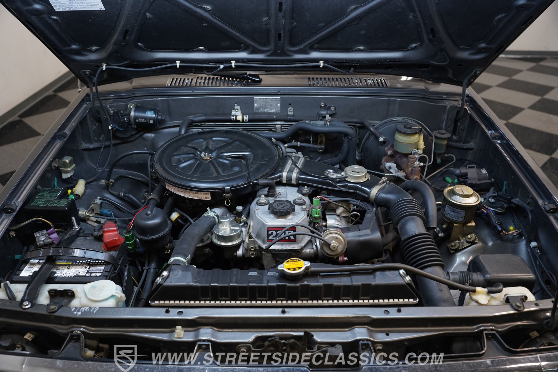 Used 1987 Toyota Pickup 4x4 Regular Cab image 34