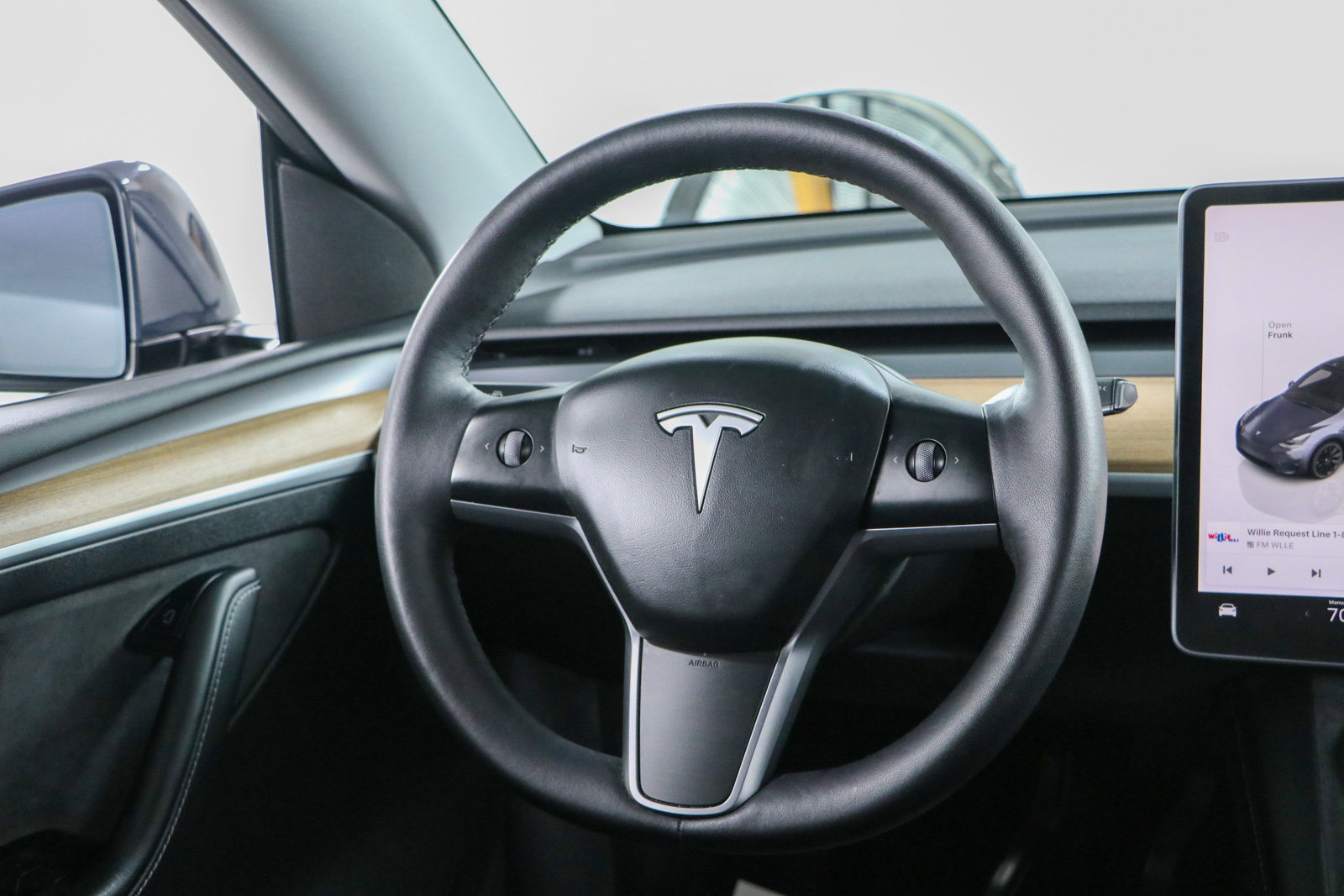 Used 2023 Tesla Model Y Long Range AWD/4WD image 12
