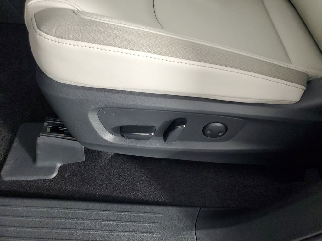 New 2025 Nissan Pathfinder SL image 30